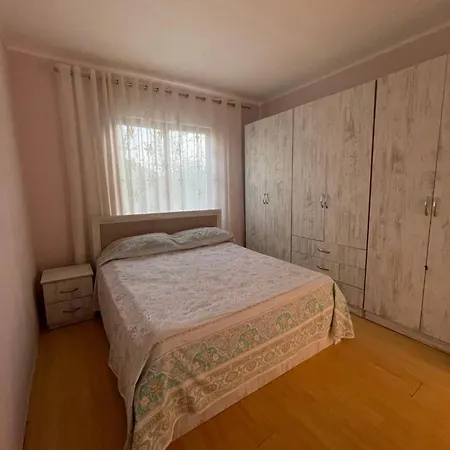 Private House Apartment *